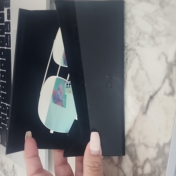 Dior Split Aviator Sunglasses 🕶 - Picture 12 of 16